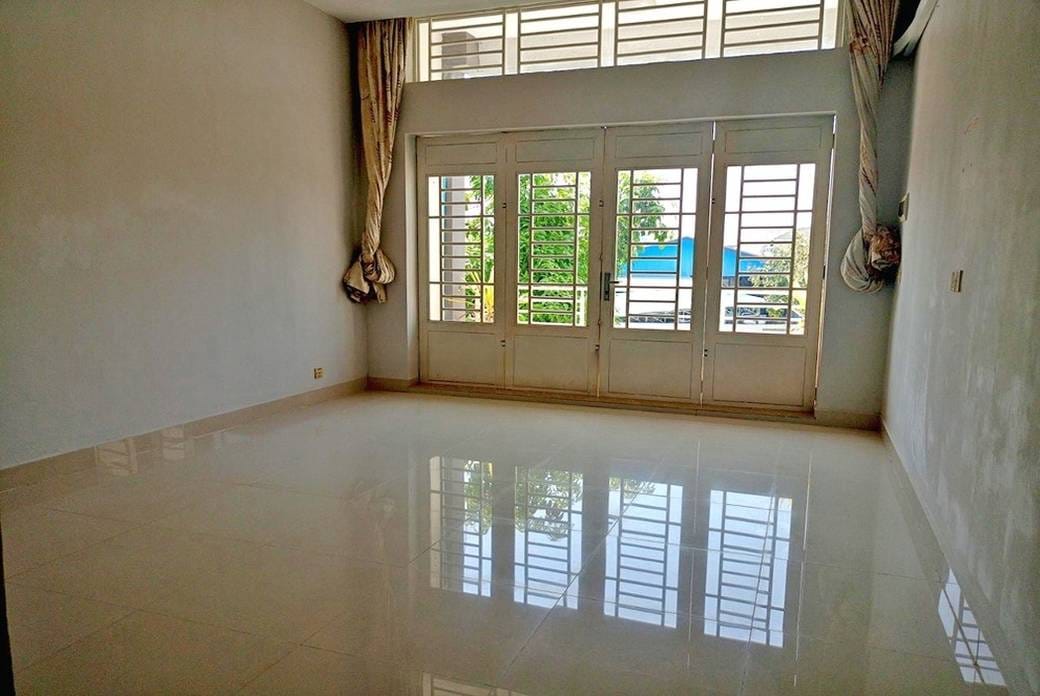 ផ្ទះលក់ដូរ សំរាប់លក់ នៅSen Sok តម្លៃ $155,000