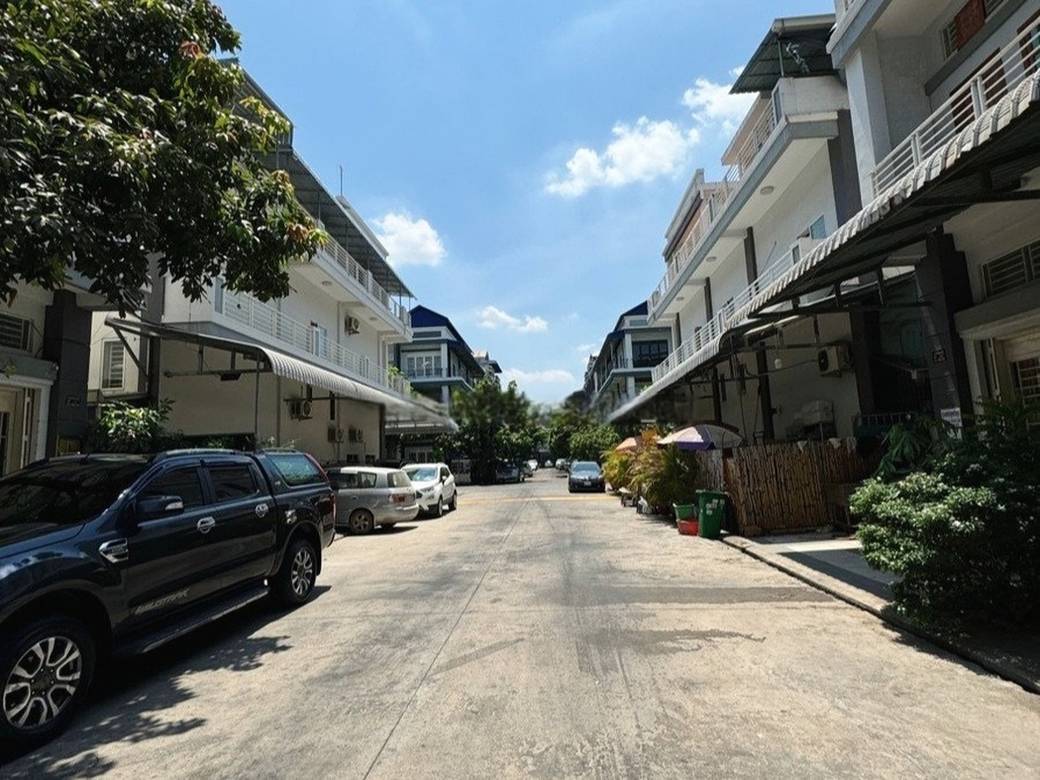 $248,000 店屋