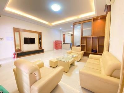 216 sqm Living Size Villa For Rent in Sen Sok