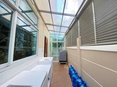 $3,000 Vila