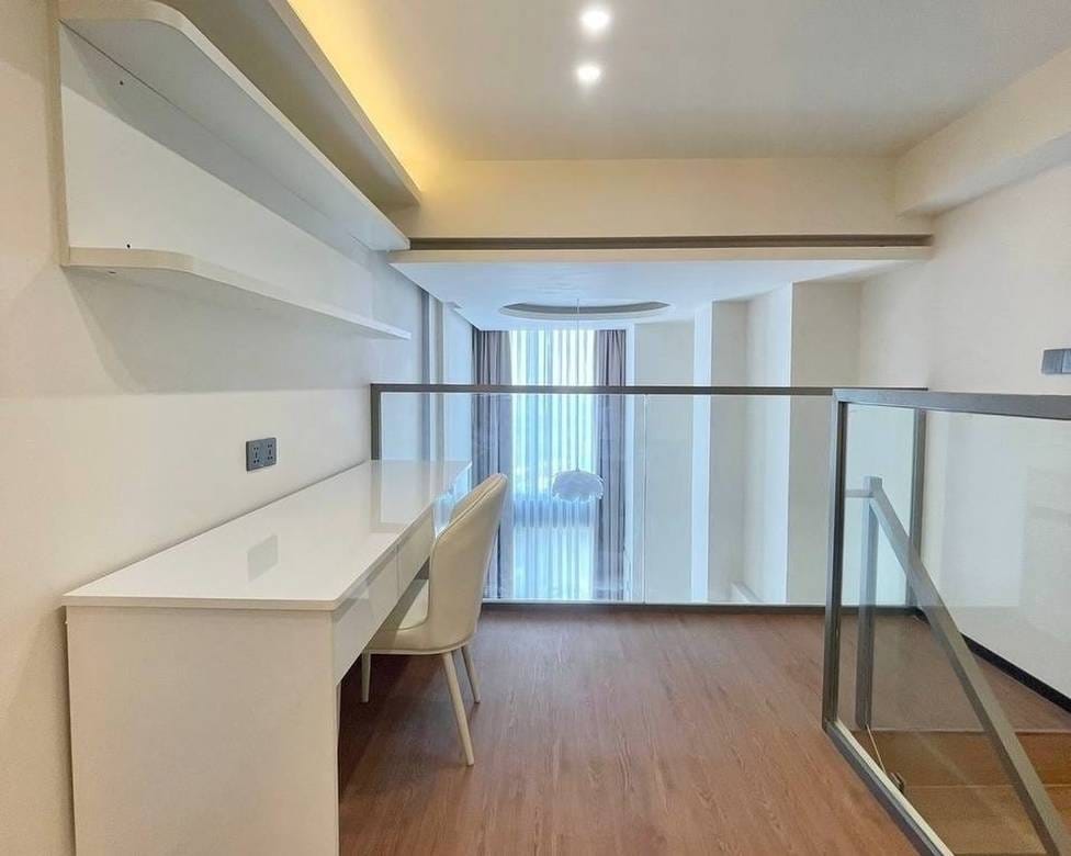 Zařízeno Condo K pronájmu
