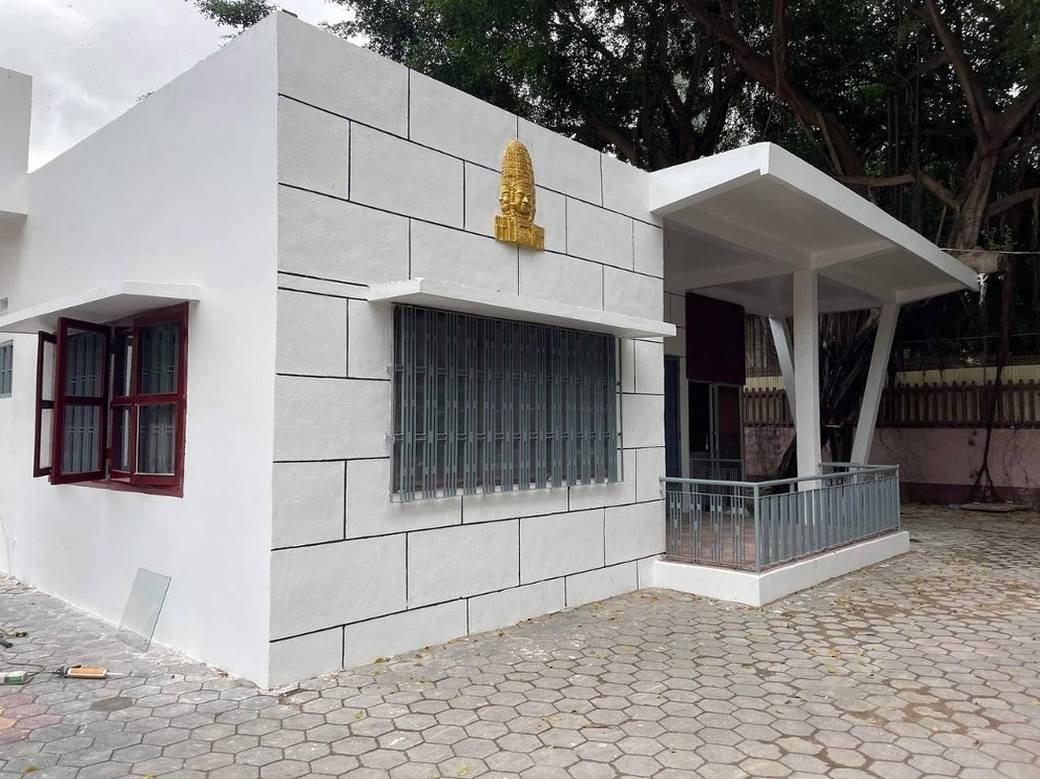 $2,500 Vila
