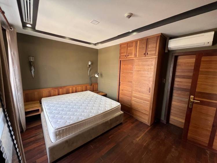 ផ្ទះល្វែង សំរាប់ជួល នៅ Boeung Prolit, 7 Makara, Phnom Penh