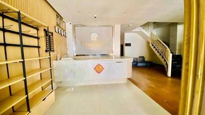Meblowane Budynek For Sale & Rent