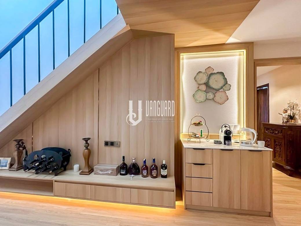 $3,500 Penthouse