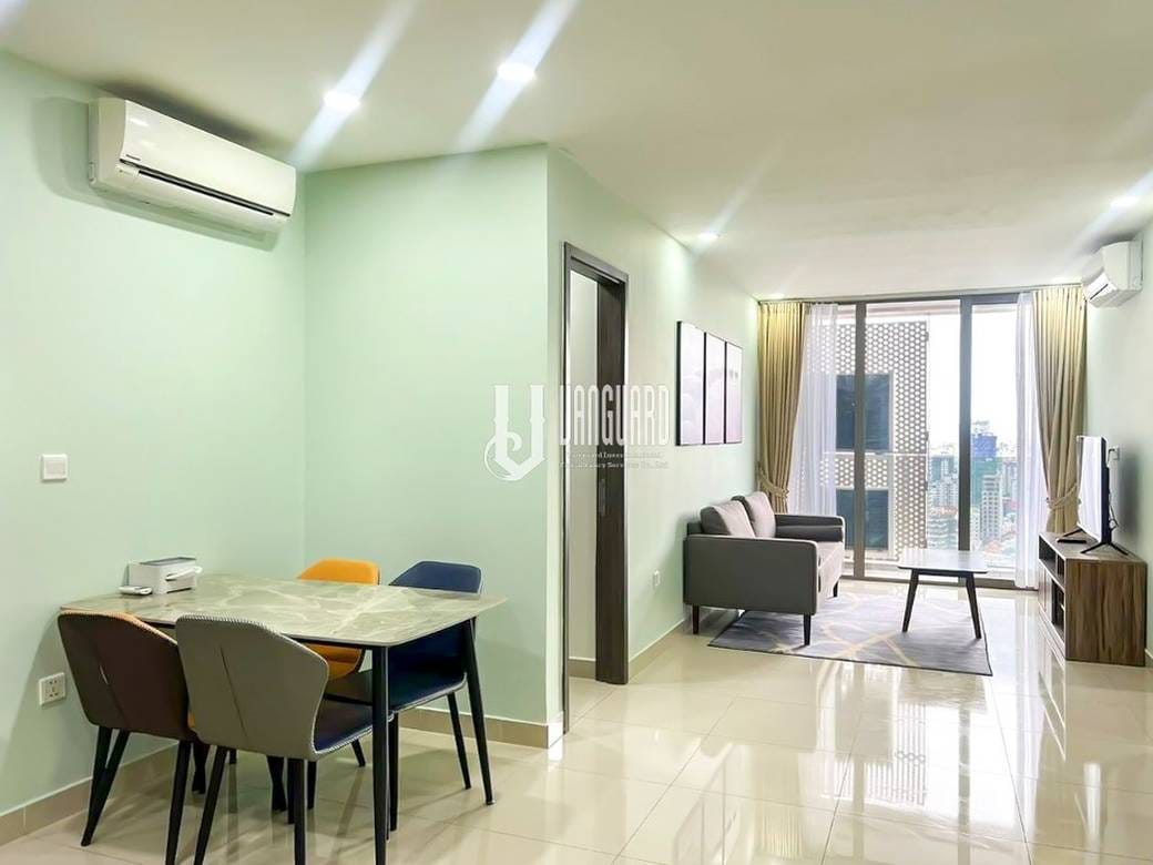 $1,450 Condo