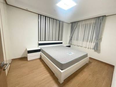 De Castle Royal Condominium | Boeng Keng Kang Condo For Rent in Boeng Keng Kang