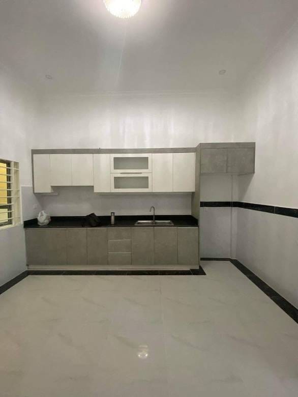 Kamboul80平方米使用面积排屋For Sale & Rent