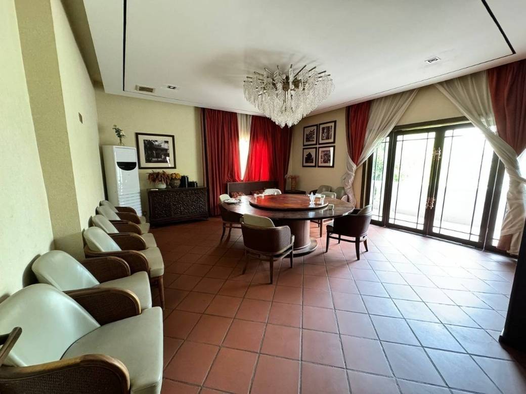Villa À louer à Phsar Thmei III, Daun Penh, Phnom Penh