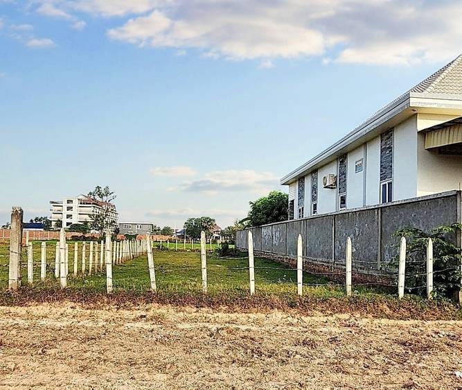 Земля Для Продажи in Кандаек, Прасат Баконг, Сием Реап