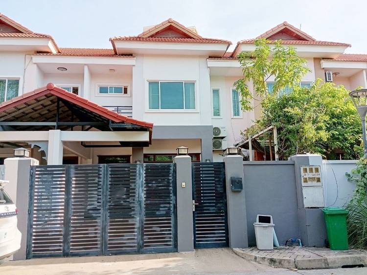 Tonle Bassac, Chamkarmon, Phnom Penh的联排住宅出租