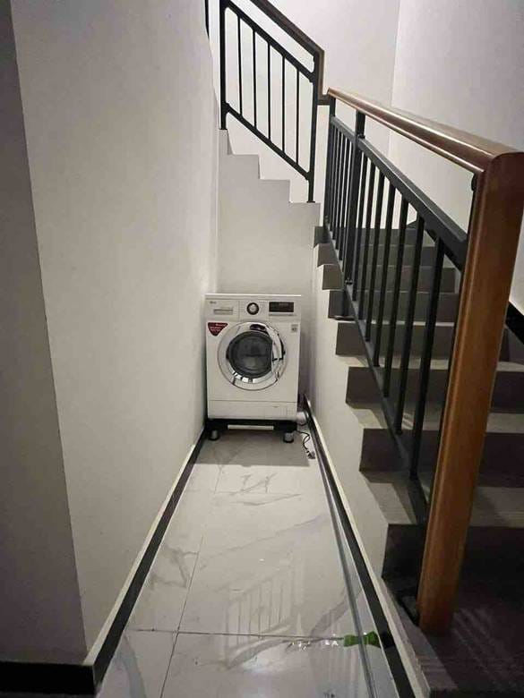 Flat House For Sale with 1 Parking Space
