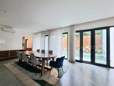 310 sqm Living Size Vila Na prodej in Chamkarmon