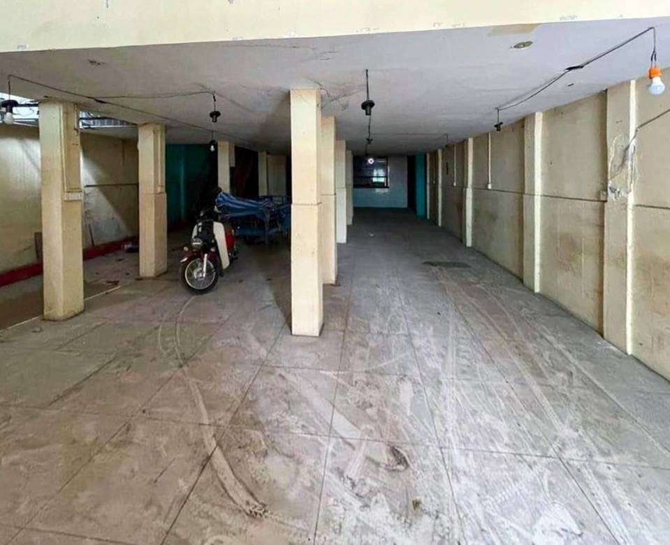 Chamkarmon店屋出租，价格$1,400