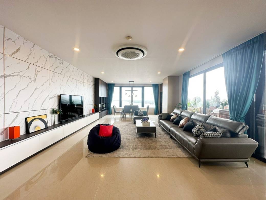 Grand Condo 7 | Zařízeno Penthouse Na prodej