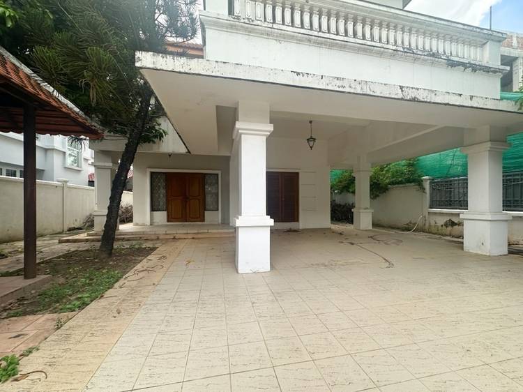 Villa À louer à Boeung Kak 1, Toul Kork, Phnom Penh