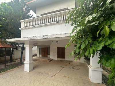 280 sqm Living Size Vila K pronájmu in Toul Kork