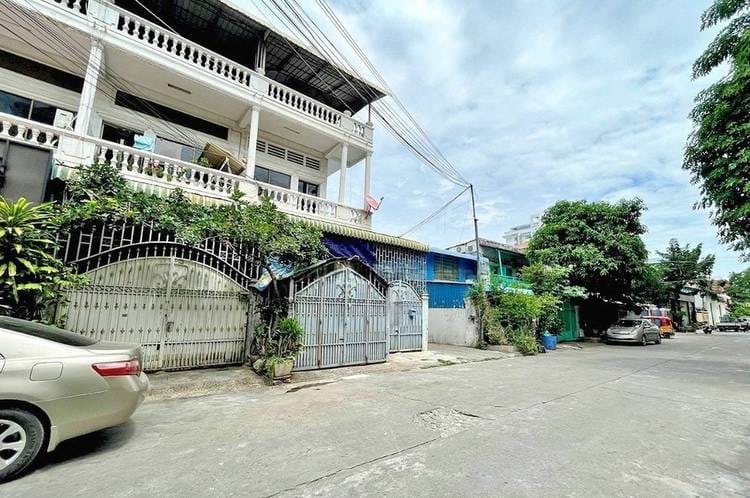 บ้าน สำหรับขาย ใน Tumnob Tuek, Boeng Keng Kang, Phnom Penh