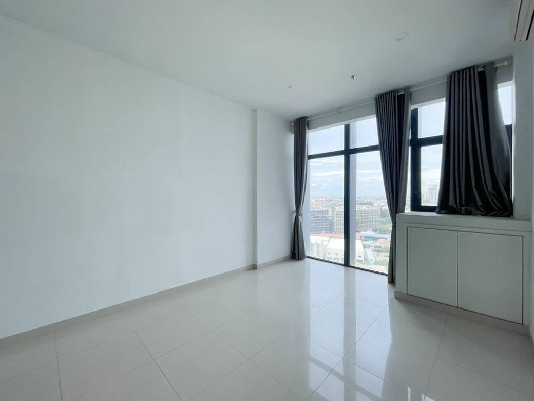 Snowbell Hotel@The Bridge SOHO | Tonle Bassac Studio For Sale in Tonle Bassac