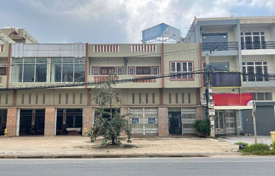 $1,500 Shophouse