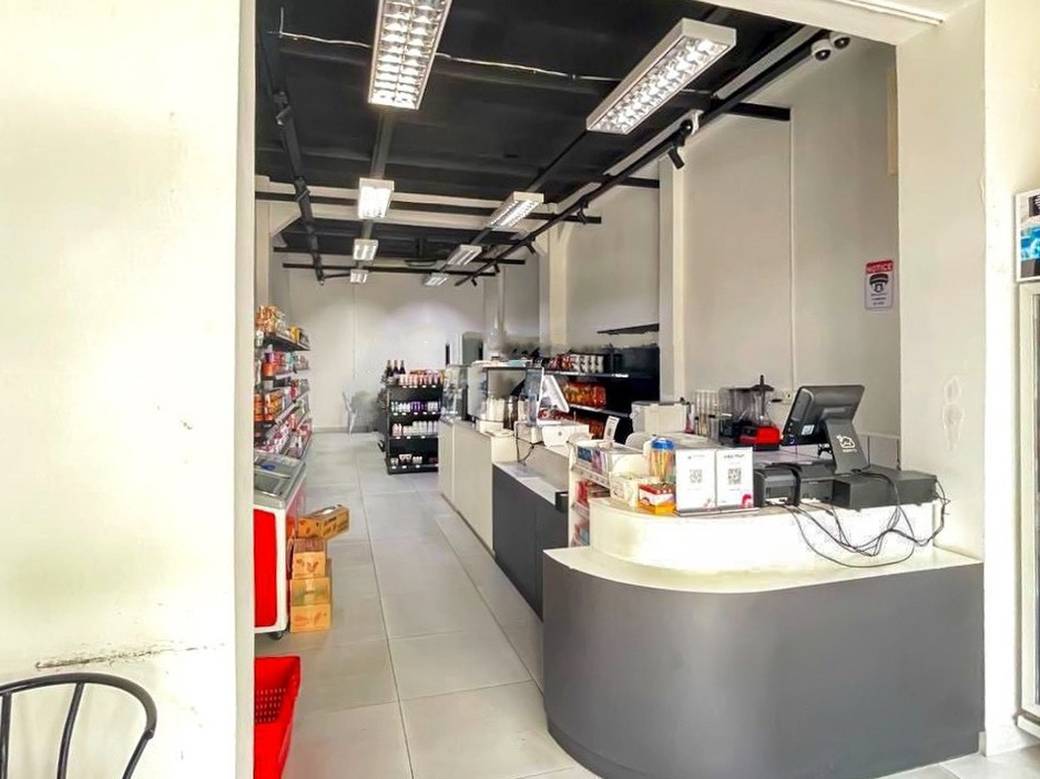 Shophouse For Rent in Daun Penh $1,000
