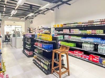 Wat Phnom Shophouse For Rent in Wat Phnom