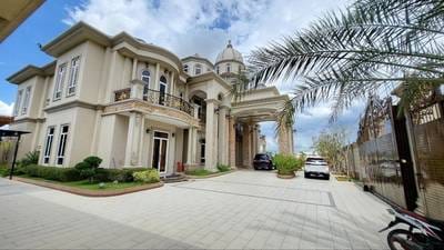 $5,000,000 Villa