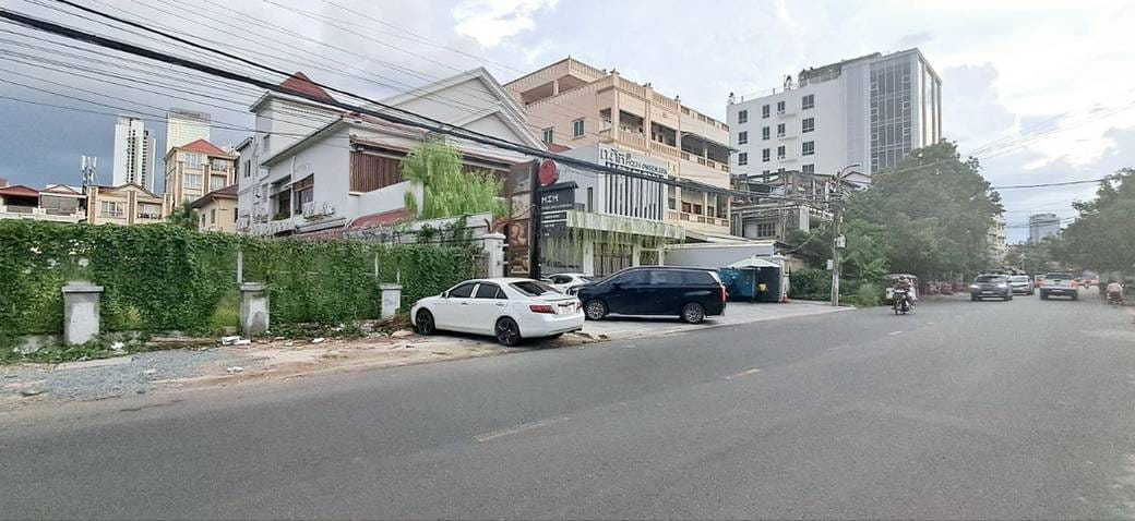 Lot For Sale in Boeung Kak 1, Toul Kork, Phnom Penh