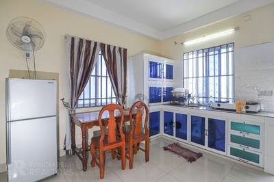 $270 Flat House