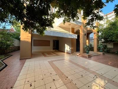 $3,000 Vila