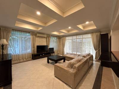 5 Bedrooms Vila K pronájmu for $3,000