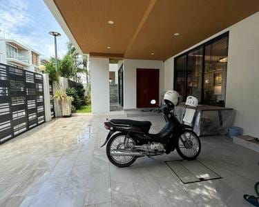 Woodland Residences | $3,000 Vila