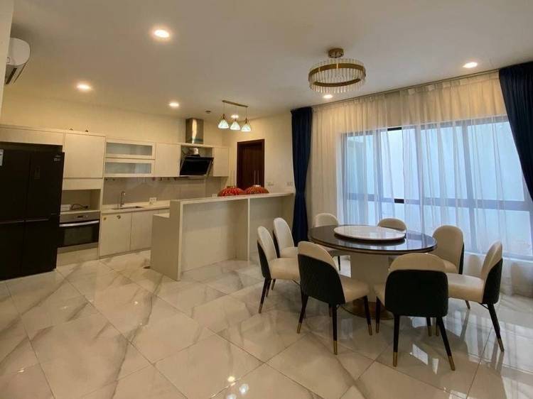 Villa À louer à Srah Chak, Daun Penh, Phnom Penh