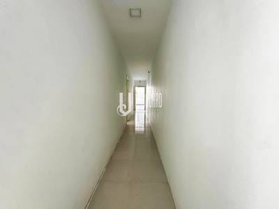 $1,900 Flat House