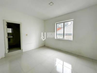 Flat House K pronájmu in Boeng Reang, Daun Penh, Phnom Penh