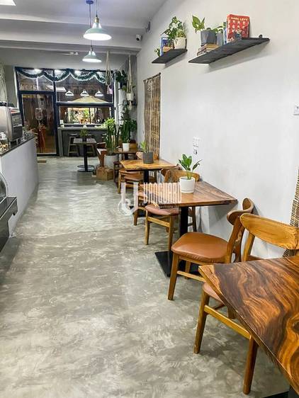 Daun Penh店屋出租，价格$2,500
