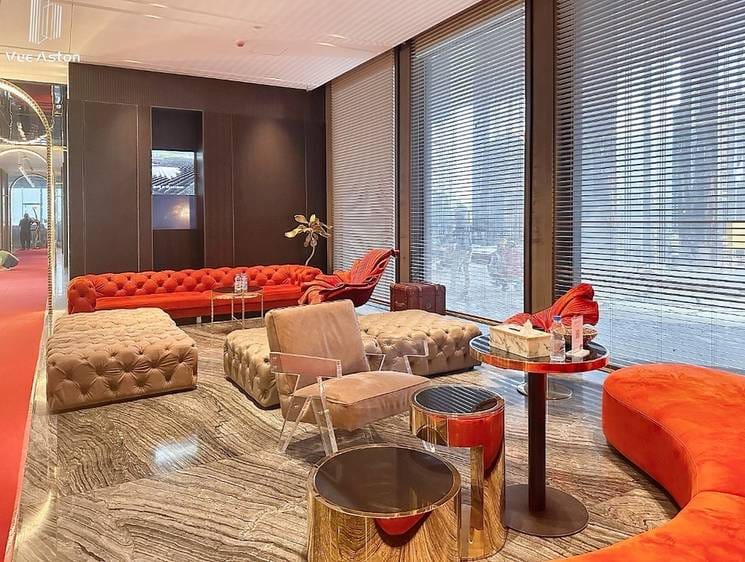 滨江·雅诗顿 | Chbar Ampov23-19平方米使用面积公寓For Sale & Rent