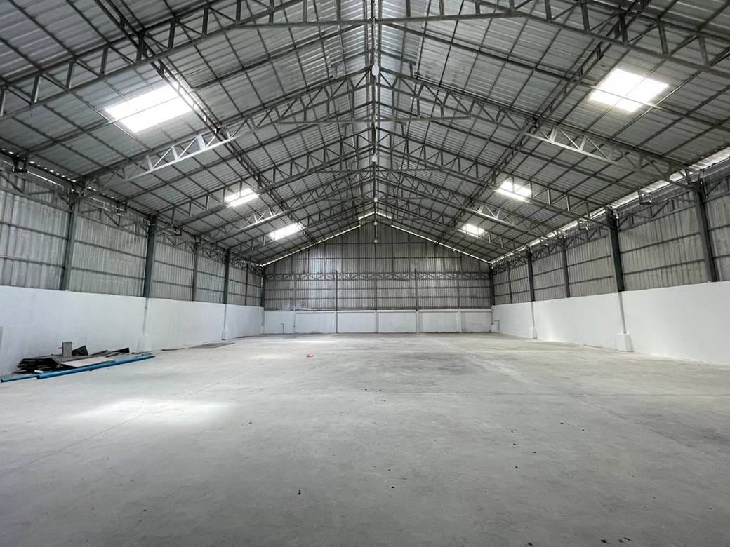 600 sqm Living Size Sklad K pronájmu in Sen Sok