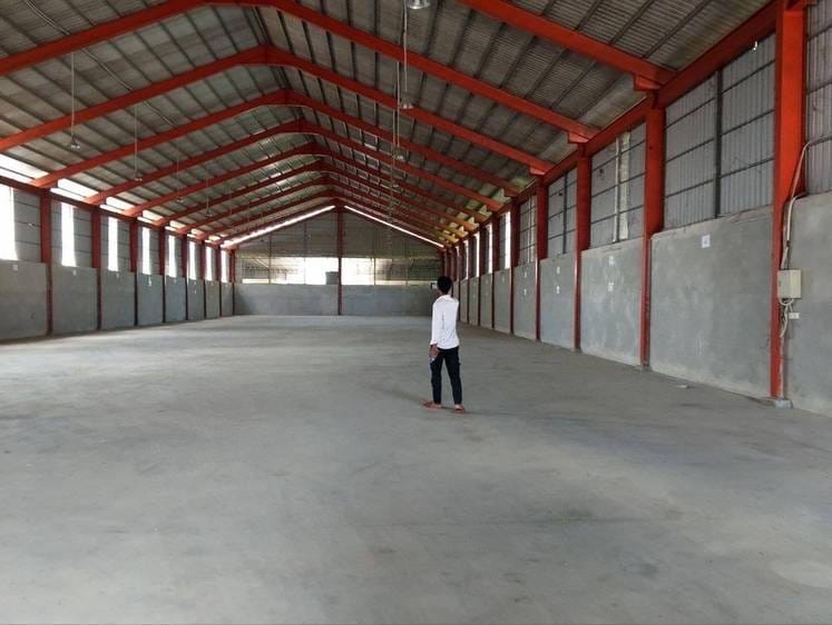 Entrepôt À louer de 1,300 m² habitables à Dangkao