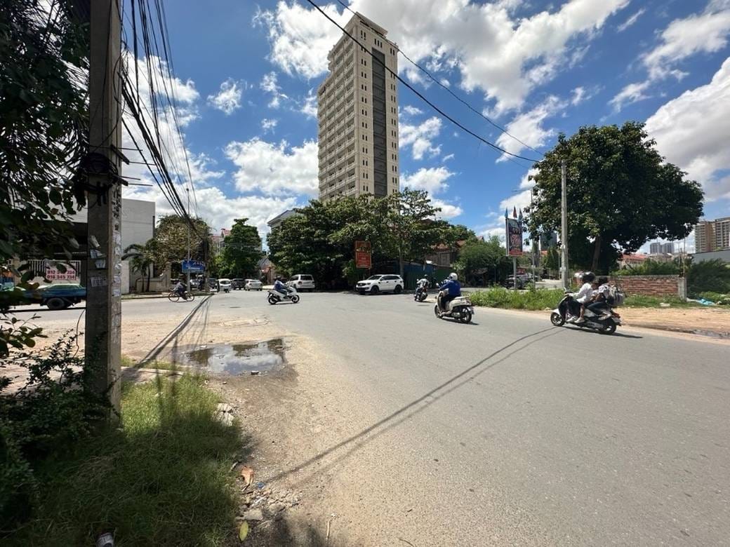 ที่ดิน สำหรับเช่า ใน Toul Kork $5,000
