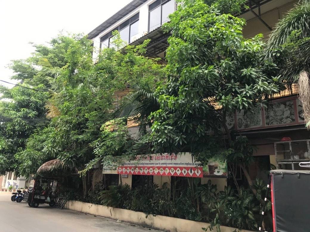69平方米土地面积的House and lot出售