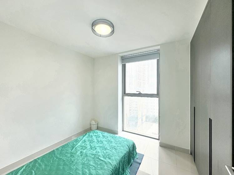 The Peak 豪华公寓 | 3卧室公寓出售，价格$270,000