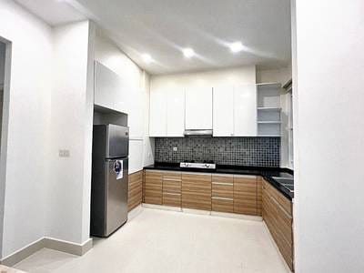 Sen Sok联排住宅出租，价格$1,300