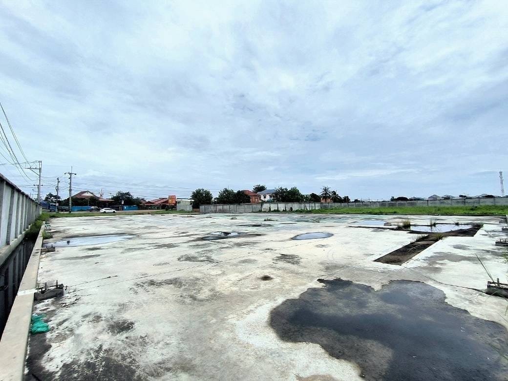 Relief À vendre de 6,255 m² de terrain pour $2,001,600