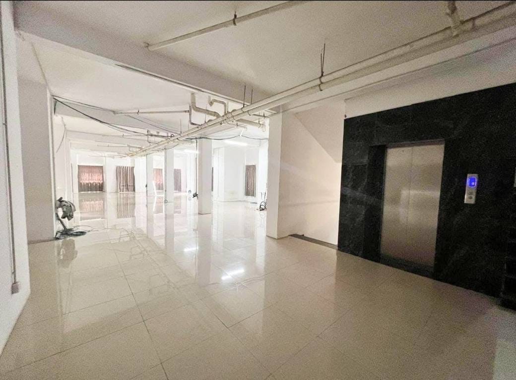 Tuek L'ak 3 Bâtiment À louer à Tuek L'ak 3