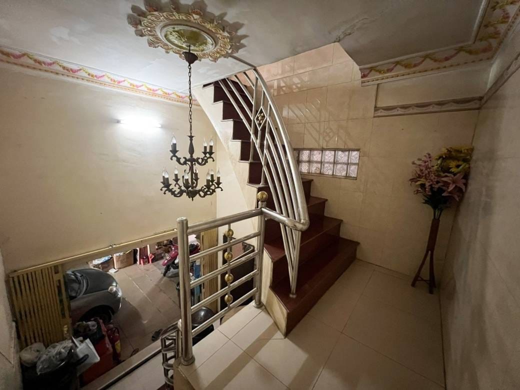 Shophouse K pronájmu in Prek Pnov $12,000