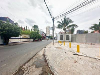 1,521 sqm Land Size Lot For Rent