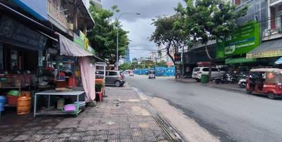 ตึกแถว สำหรับเช่า ขนาดที่ดิน 270 ตร.ม.