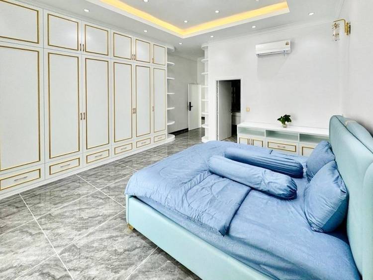វីឡា សំរាប់ជួល នៅ Preaek Lieb, Chroy Changvar, Phnom Penh