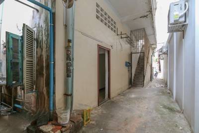 128平方米土地面积的店屋出租